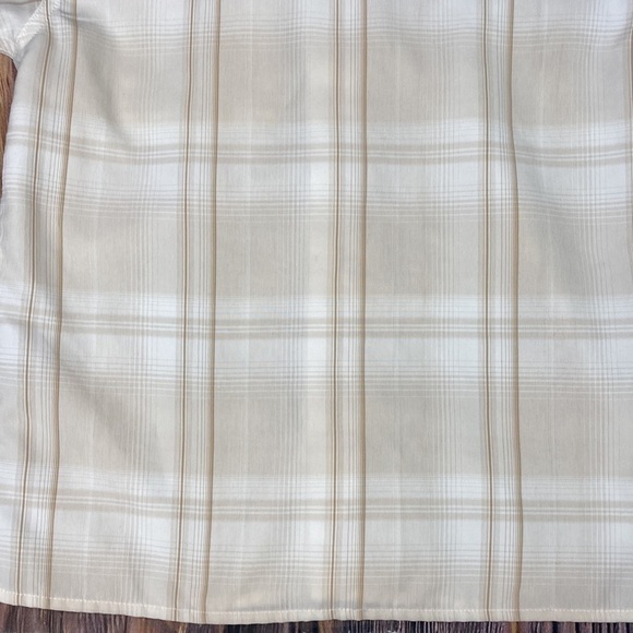 Bruno Boys Cream & Tan Sueded Microfiber Poly Button Down Shirt- Size 6 - Picture 9 of 11